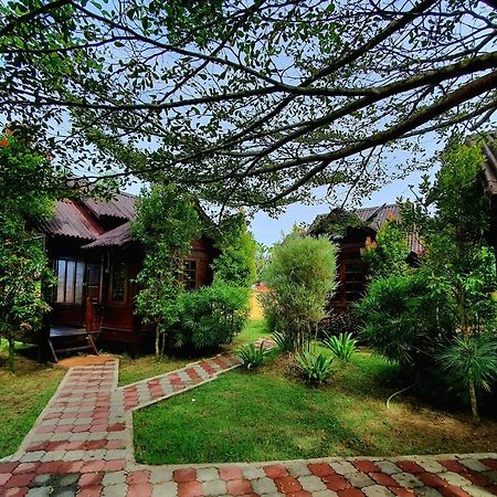 Villa Temila Pasir Puteh Bagian luar foto